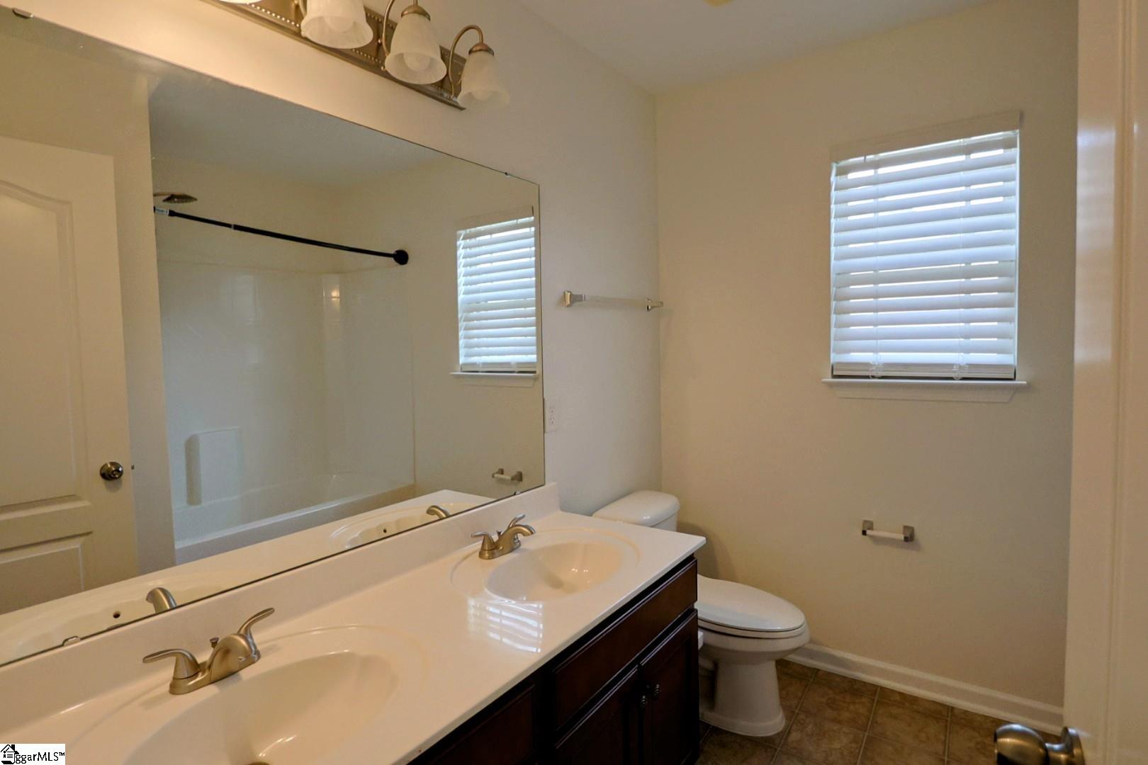314 Park Ridge Circle Greer, SC 29651 - Photo 18 of 21 Gallery Image 18