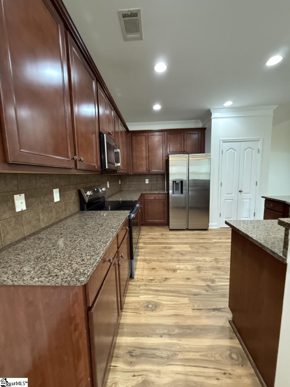 314 Park Ridge Circle Greer, SC 29651 - Photo 5 of 21 Gallery Image 5