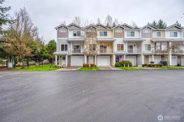 $380,000 | 5325 Military Road East, Unit B, Tacoma, WA 98446