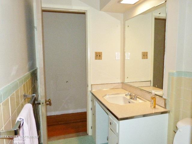 482 Lexington Road Grosse Pointe Farms, MI 48236 - Photo 13 of 25