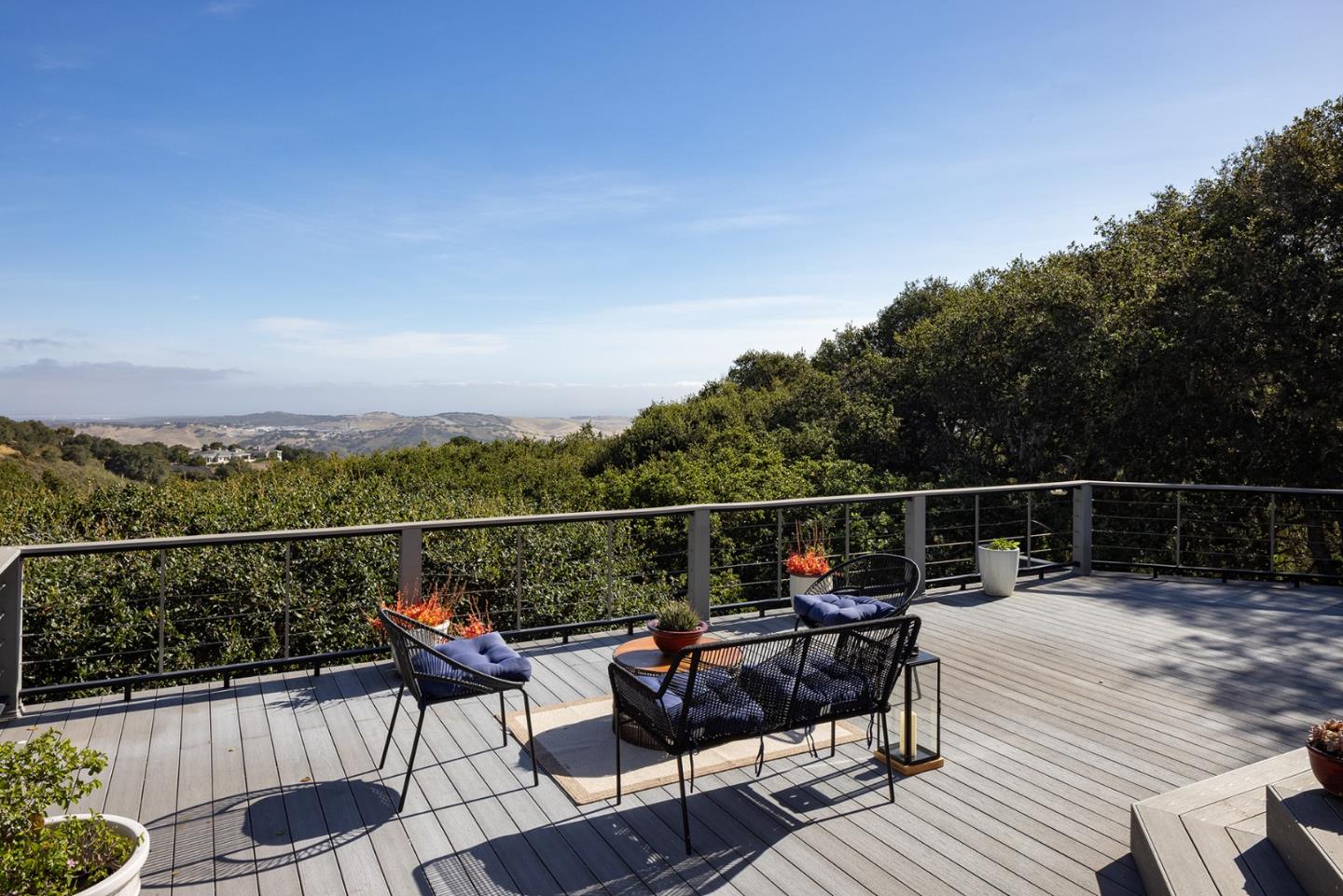 11827 Saddle Road Monterey, CA 93940 - Photo 13 of 34