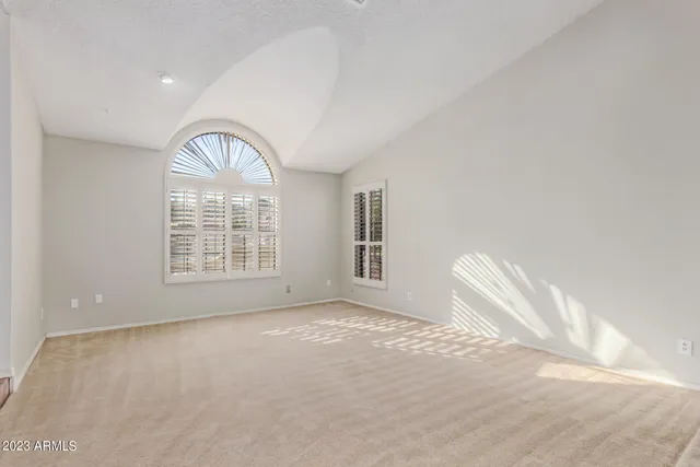 $649,900 | 956 East Marconi Avenue, Phoenix, AZ 85022