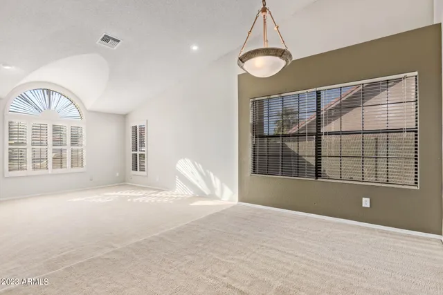 $649,900 | 956 East Marconi Avenue, Phoenix, AZ 85022