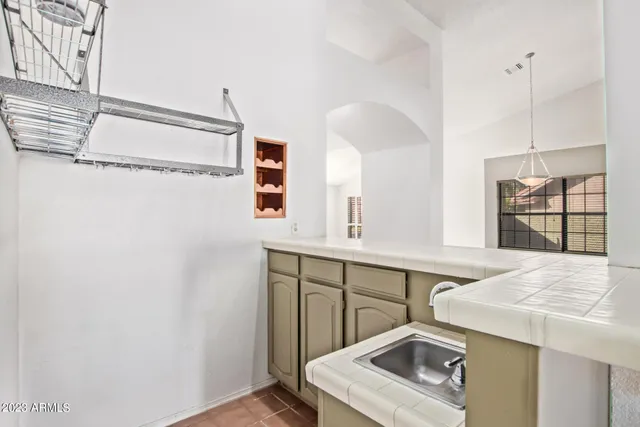 $649,900 | 956 East Marconi Avenue, Phoenix, AZ 85022