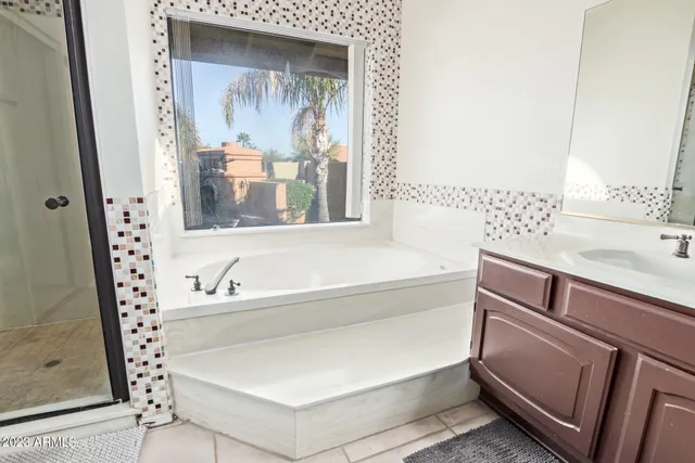 $649,900 | 956 East Marconi Avenue, Phoenix, AZ 85022