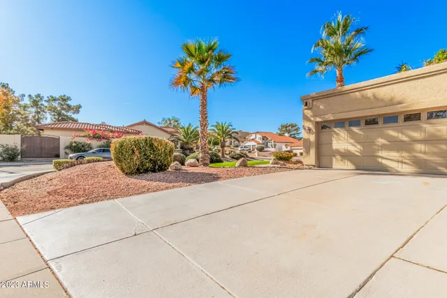 $649,900 | 956 East Marconi Avenue, Phoenix, AZ 85022