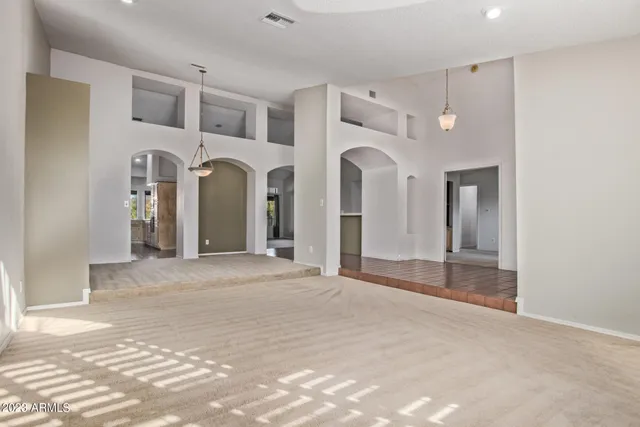 $649,900 | 956 East Marconi Avenue, Phoenix, AZ 85022