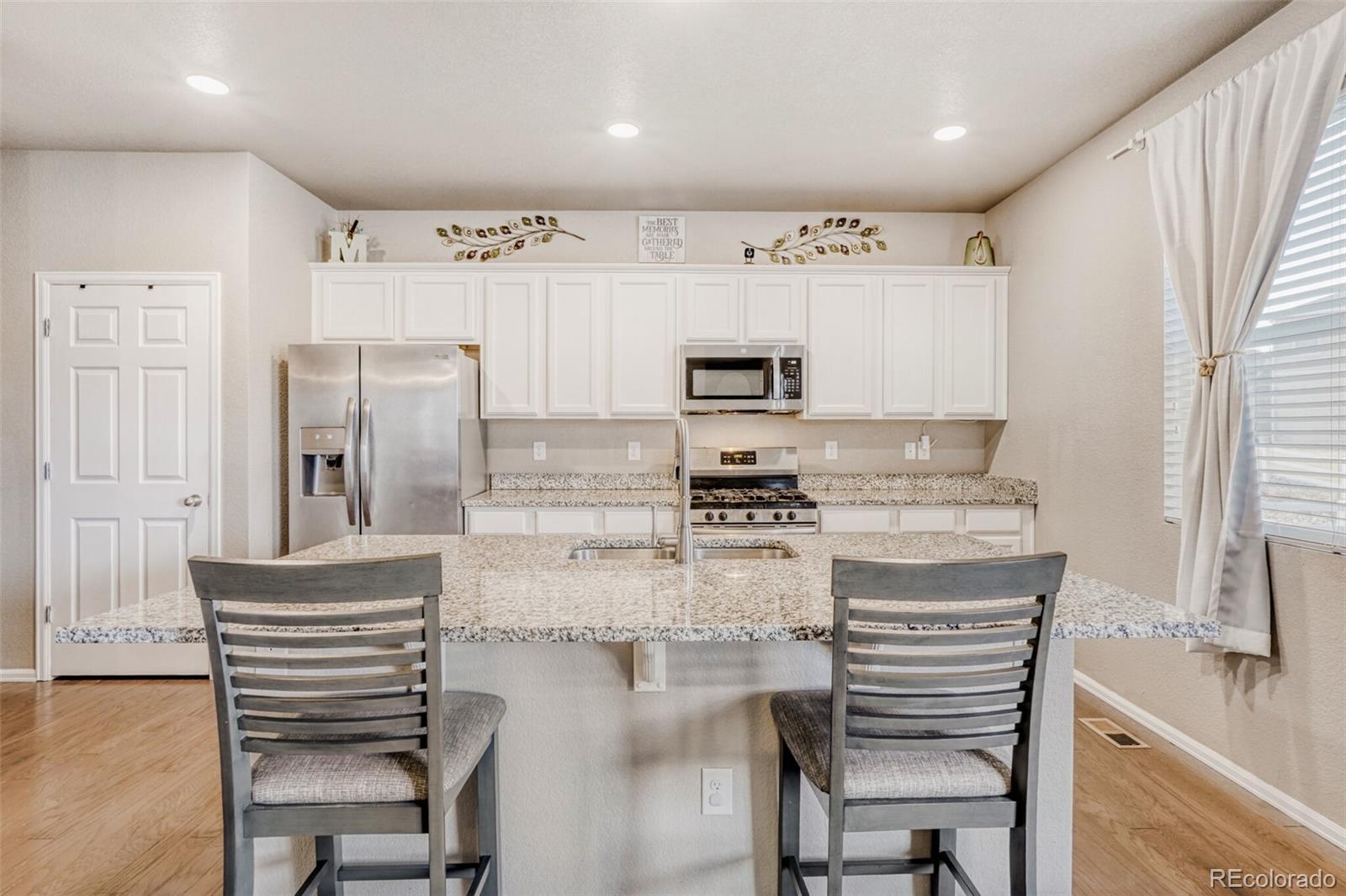 2211 Shadow Rider Circle Castle Rock, CO 80104 - Photo 12 of 44