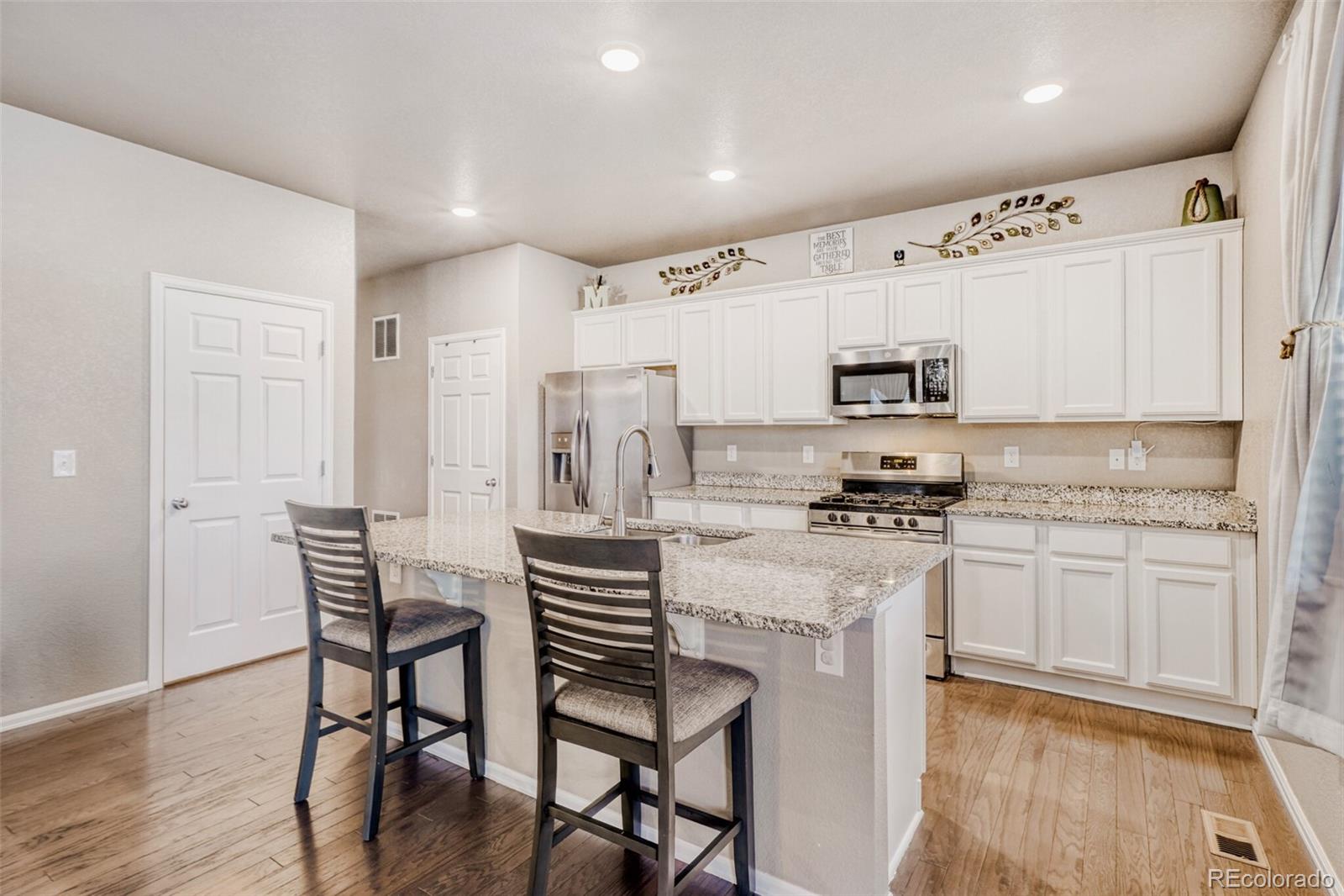 2211 Shadow Rider Circle Castle Rock, CO 80104 - Photo 13 of 44