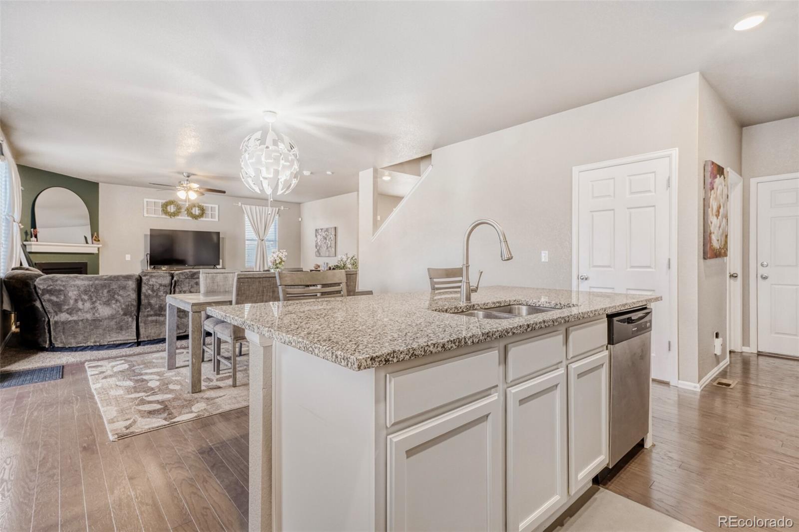 2211 Shadow Rider Circle Castle Rock, CO 80104 - Photo 16 of 44