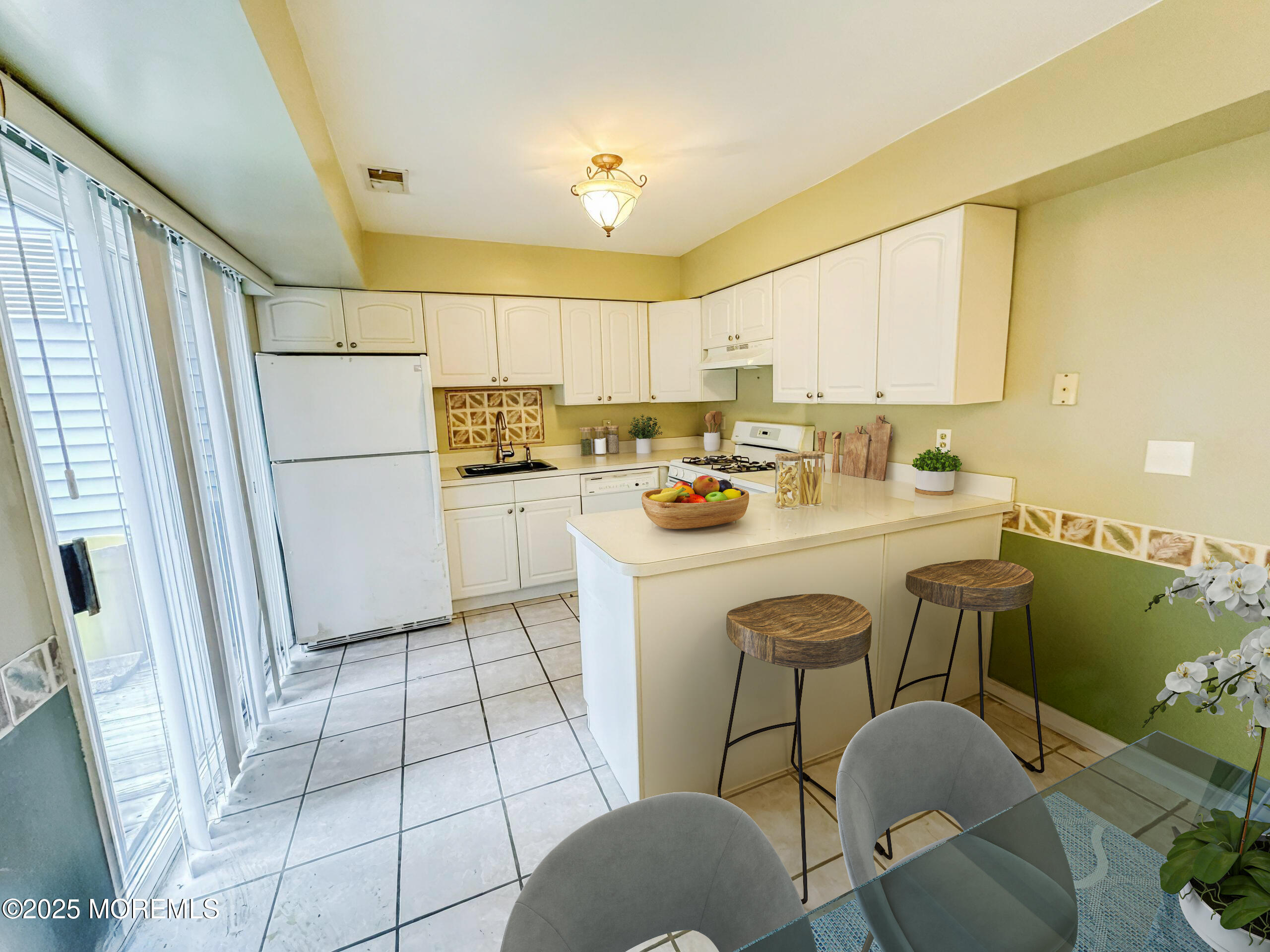 48 Colonial Court Jackson, NJ 08527 - Photo 19 of 24 kit (VS)