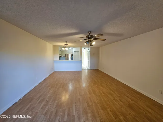 $262,500 | 1307 River Hills Circle East, Unit 16, Jacksonville, FL 32211