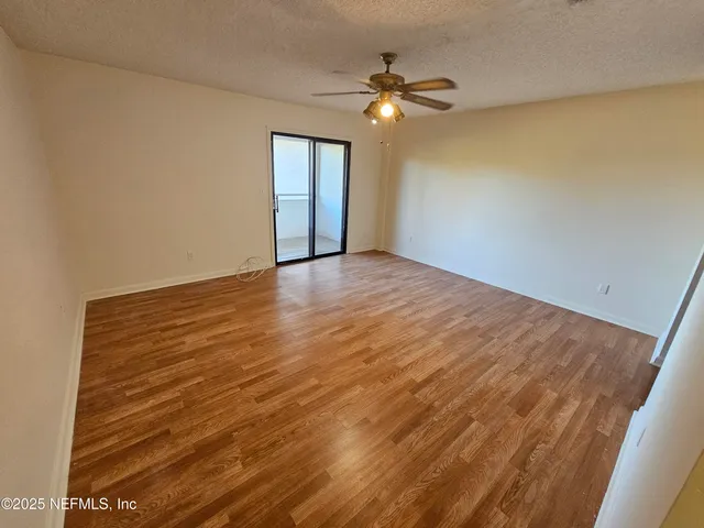 $262,500 | 1307 River Hills Circle East, Unit 16, Jacksonville, FL 32211