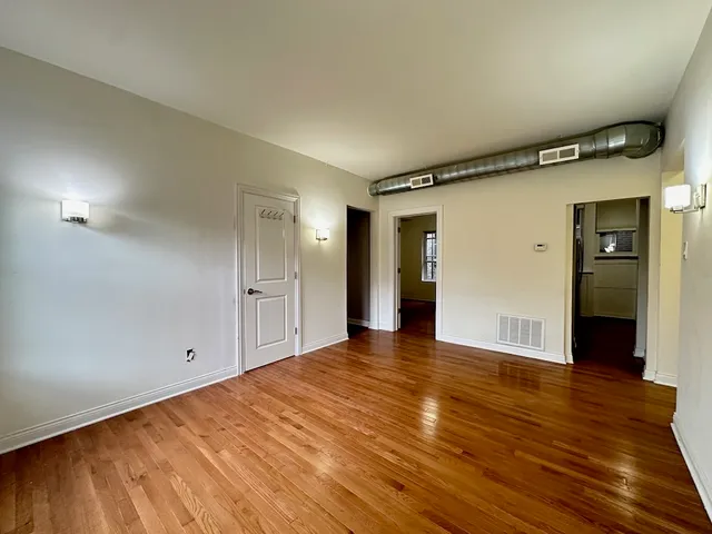 $2,100 | 1159 West Lunt Avenue, Unit 3, Chicago, IL 60626