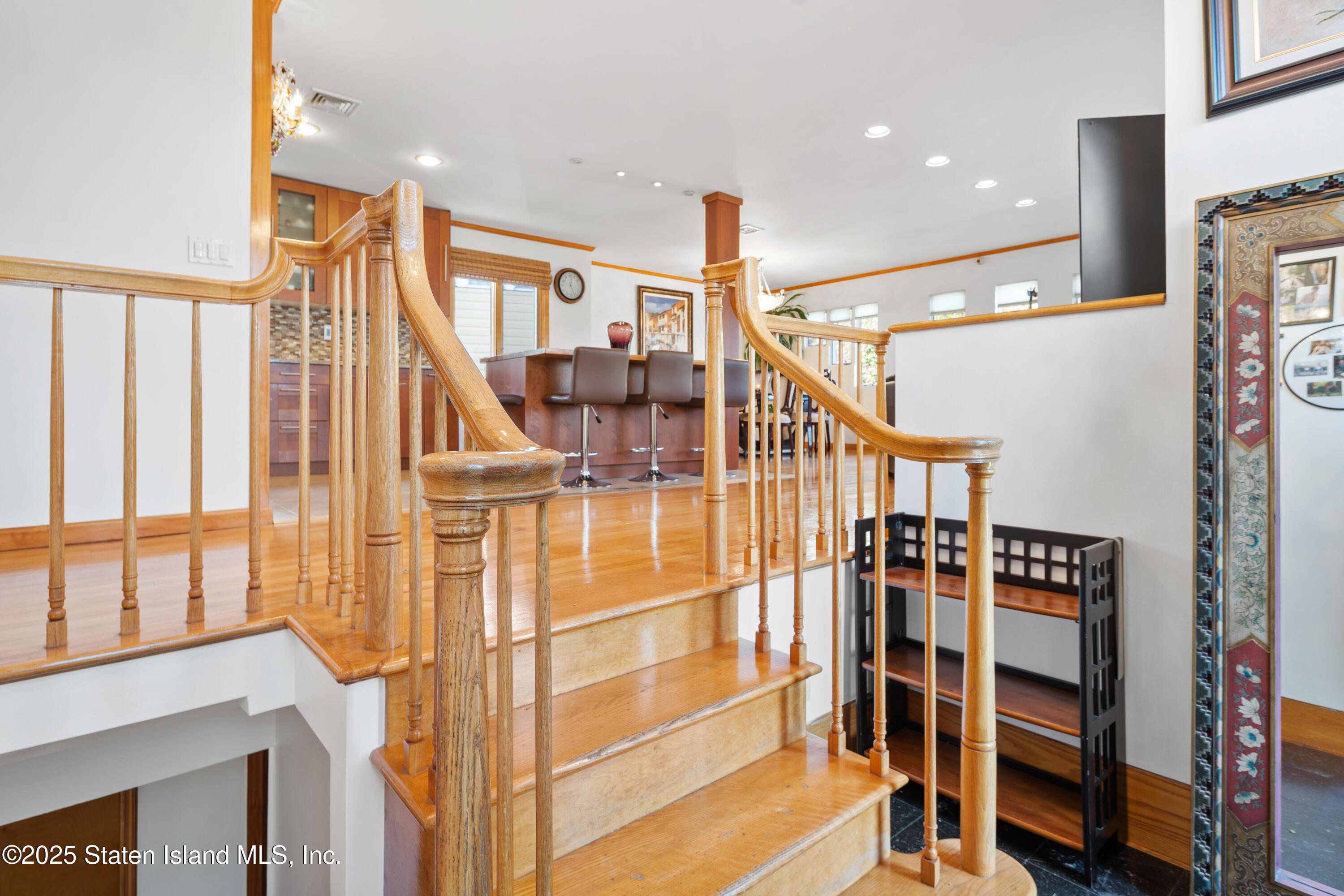 44 Douglas Road Staten Island, NY 10304 - Photo 8 of 67 034.jpg