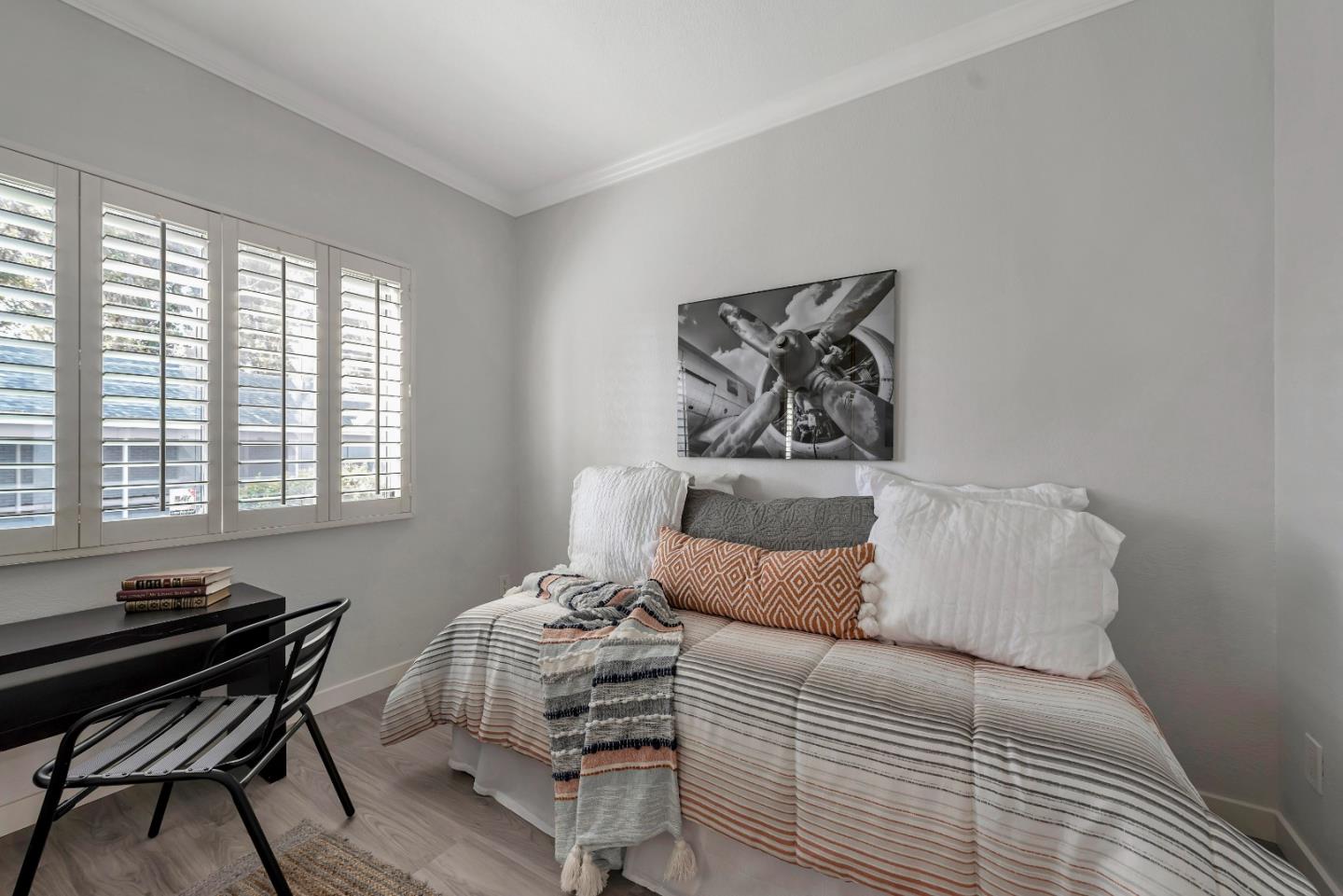546 Shadowgraph Drive San Jose, CA 95110 - Photo 15 of 24 a living room with furniture and a window