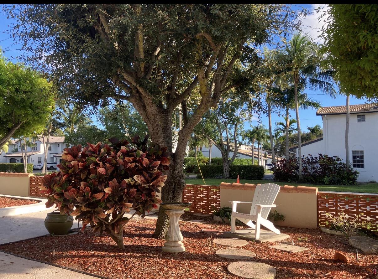 371 Southwest 8th Street, Unit 11 Boca Raton, FL 33432 - Photo 6 of 8 IMG_2069