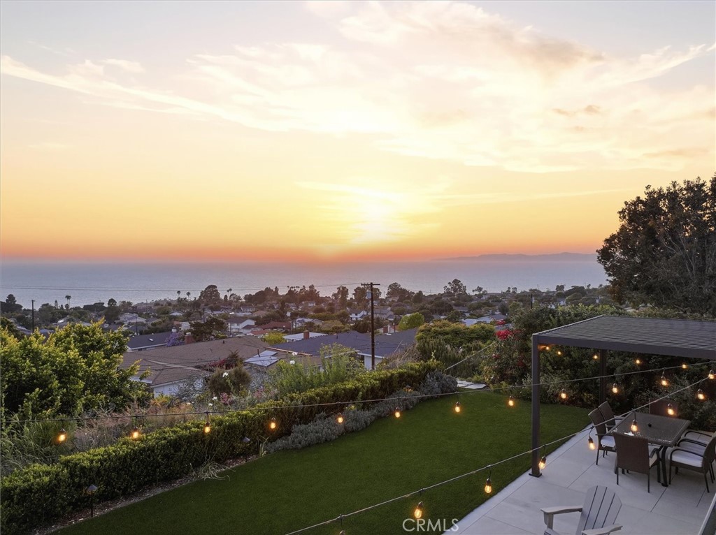 28723 Rothrock Drive Rancho Palos Verdes, CA 90275 - Photo 3 of 75 Sunset from backyard