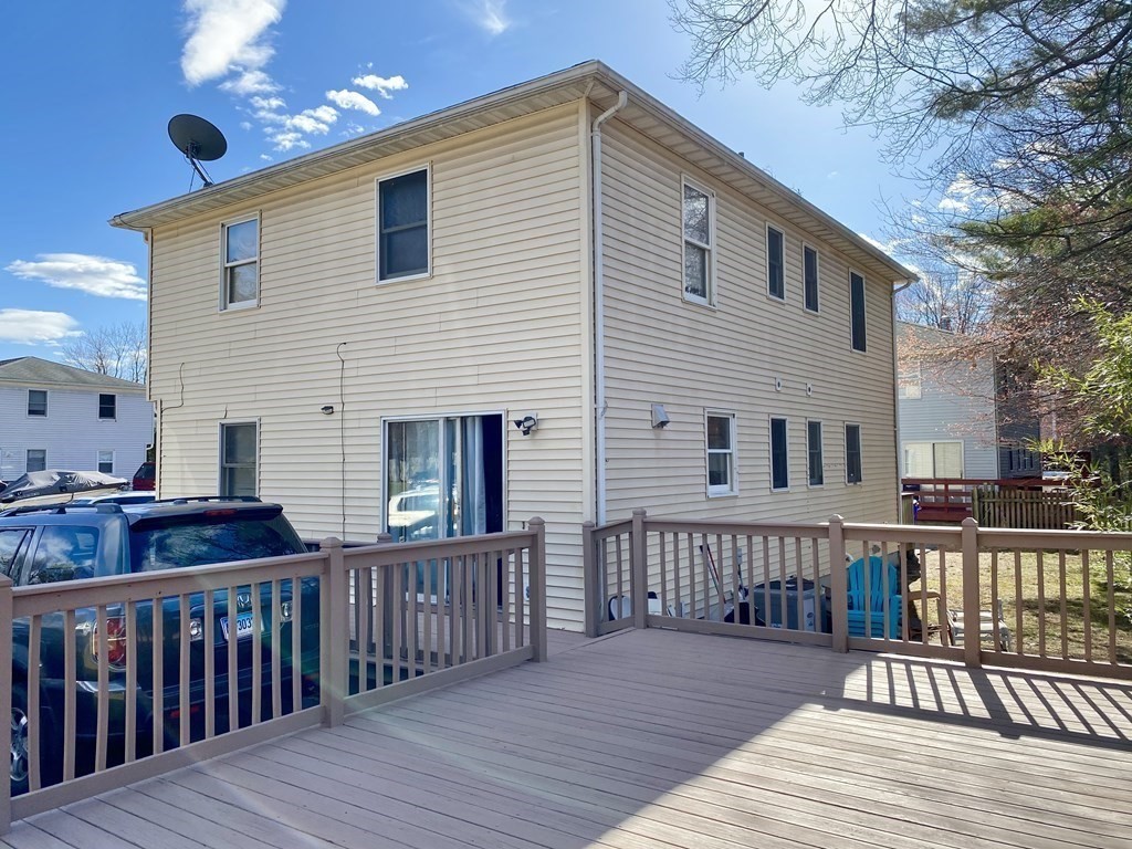 78-80 Beverly Lane Springfield, MA 01151 - Photo 12 of 15 Gallery Image 12