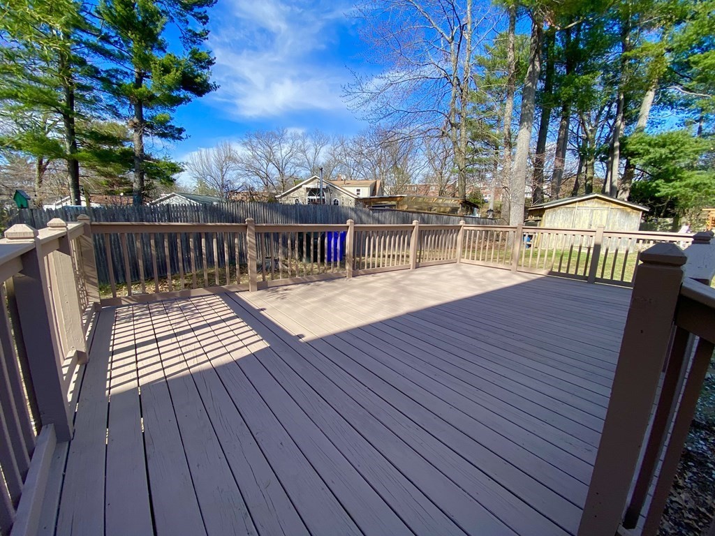 78-80 Beverly Lane Springfield, MA 01151 - Photo 14 of 15 Gallery Image 14