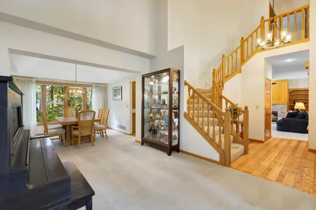 $499,900 | 12068 Gantry Lane, Apple Valley, MN 55124