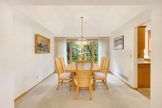 $499,900 | 12068 Gantry Lane, Apple Valley, MN 55124