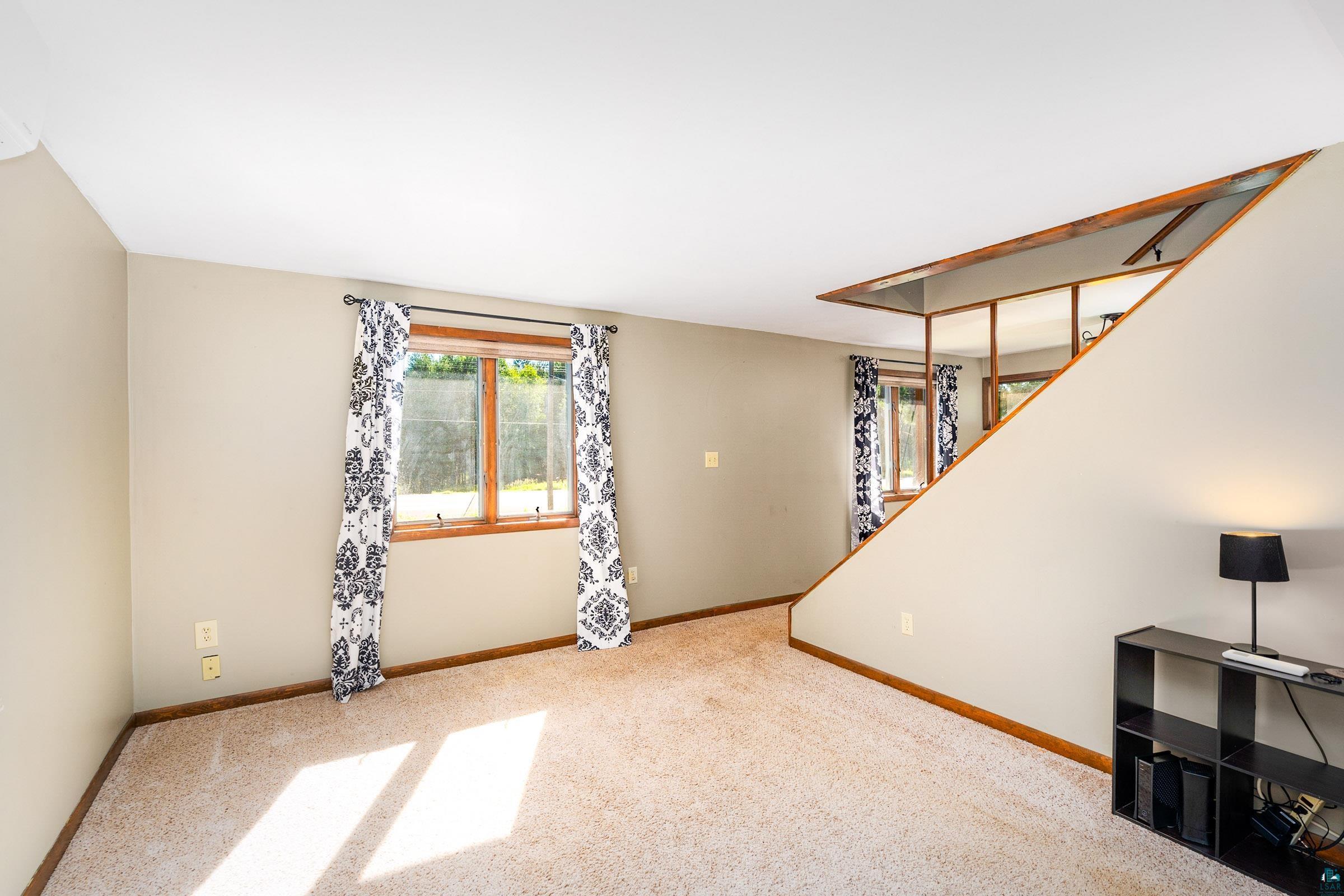 2821 Jean Duluth Road Duluth, MN 55803 - Photo 3 of 48 Gallery Image 3