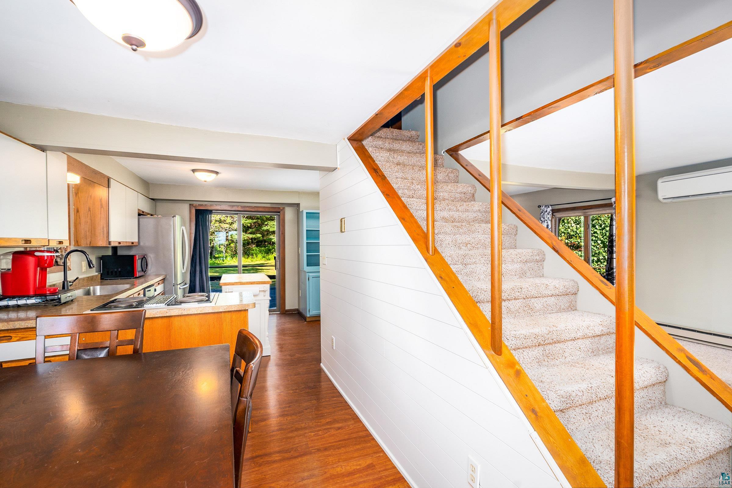 2821 Jean Duluth Road Duluth, MN 55803 - Photo 9 of 48 Gallery Image 9