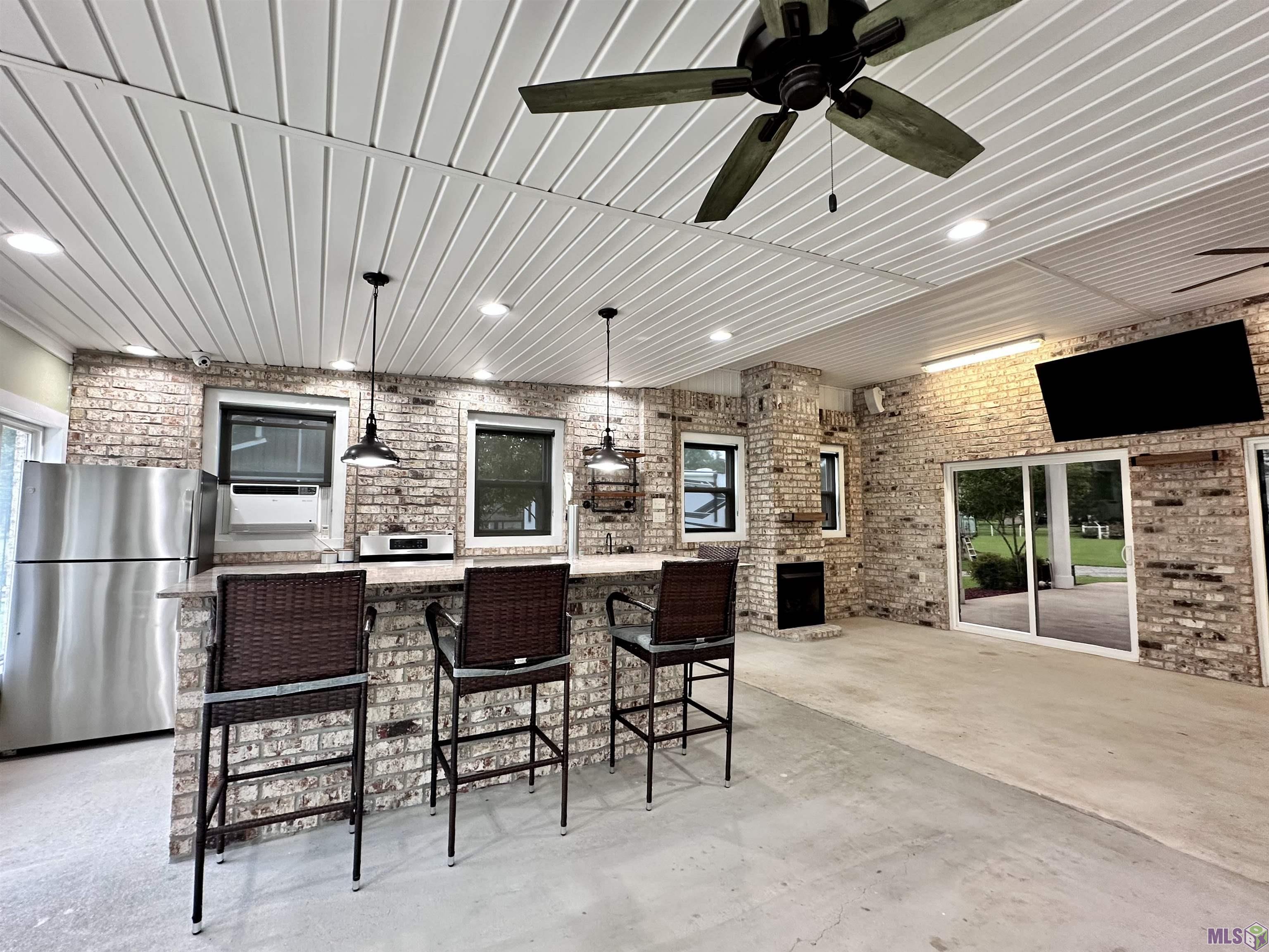 7017 Wayne Floyd Road Gonzales, LA 70737 - Photo 21 of 23