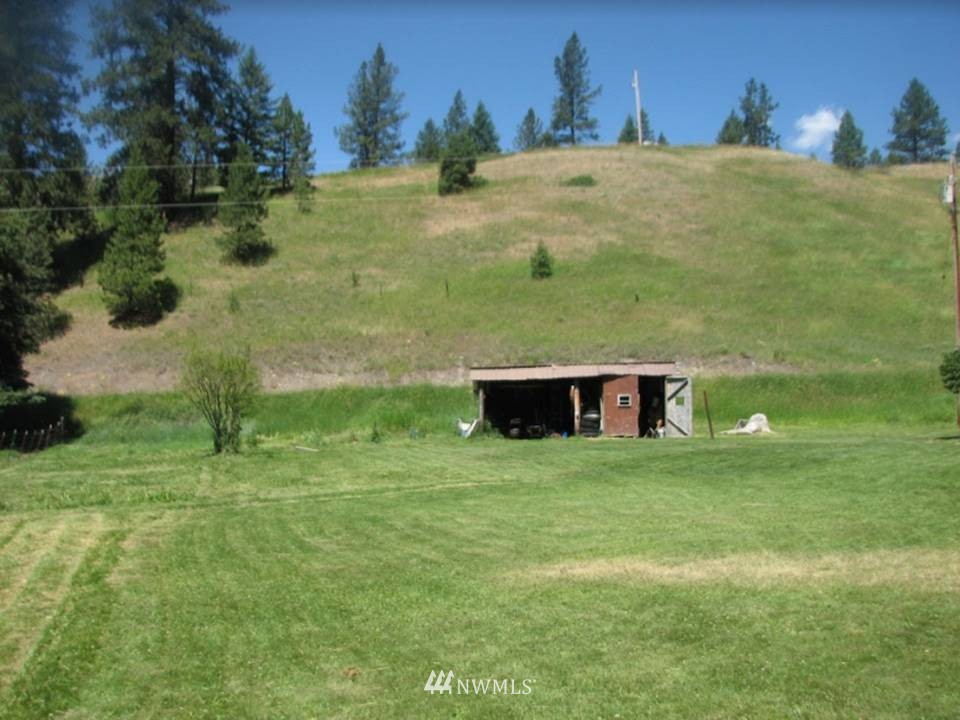 823 Old Kettle Falls Road Republic, WA 99166 - Photo 3 of 19 Gallery Image 3