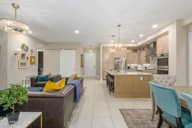 $4,500 | 5250 East Deer Valley Drive, Unit 257, Phoenix, AZ 85054