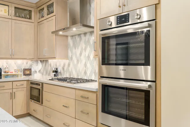 $4,500 | 5250 East Deer Valley Drive, Unit 257, Phoenix, AZ 85054