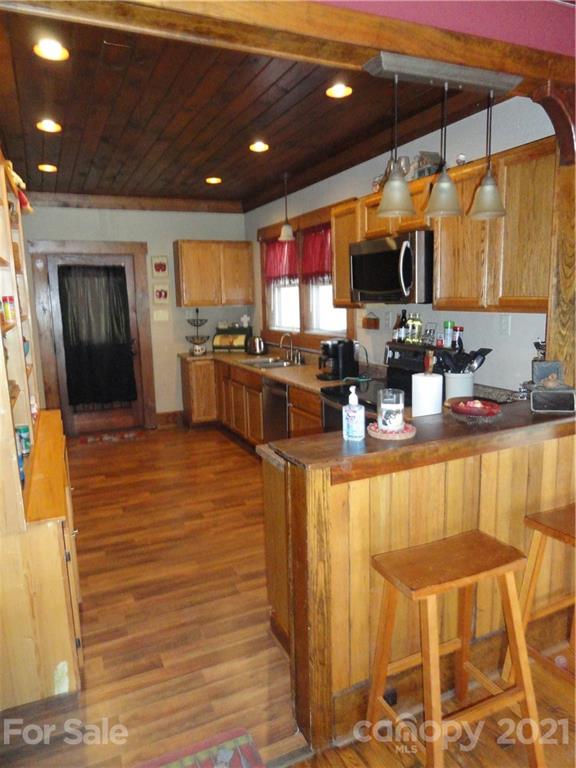 705 Rutherford Road Marion, NC 28752 - Photo 17 of 42 Gallery Image 17