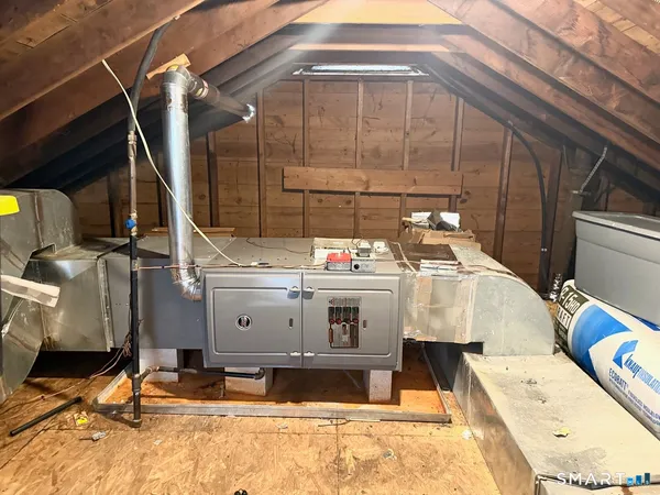 $639,900 | 153 Oaklawn Avenue, Stamford, CT 06905