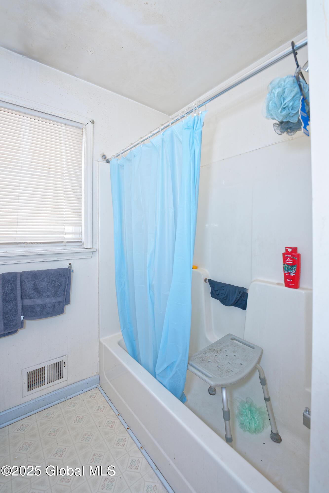 800 3rd Street Rensselaer, NY 12144 - Photo 30 of 40 2 Apt Down 8