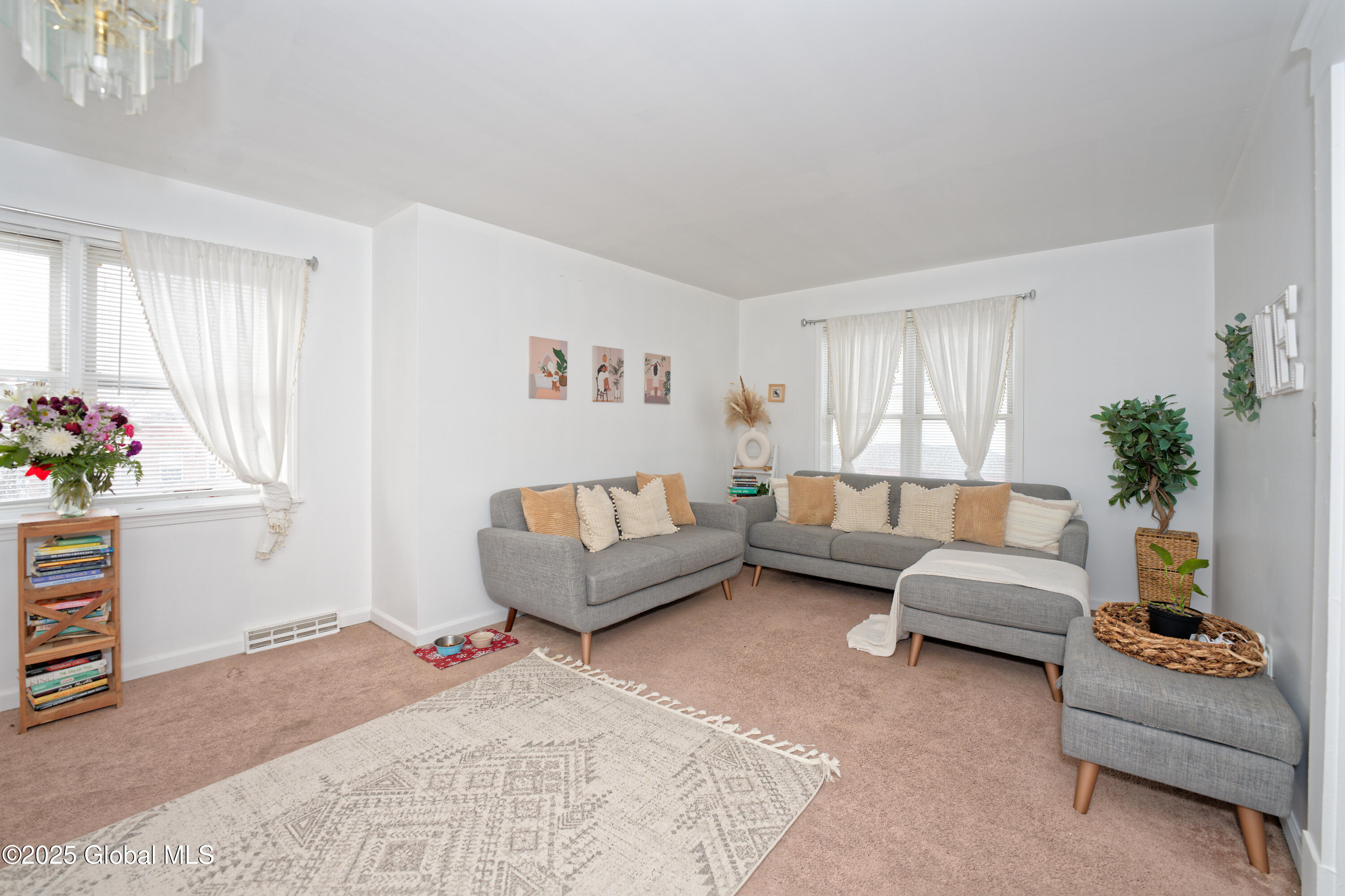 800 3rd Street Rensselaer, NY 12144 - Photo 9 of 40 1 Apt Up 5