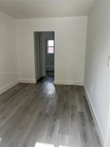 $1,500 | 3669 Thomas Avenue, Unit 13, Miami, FL 33133