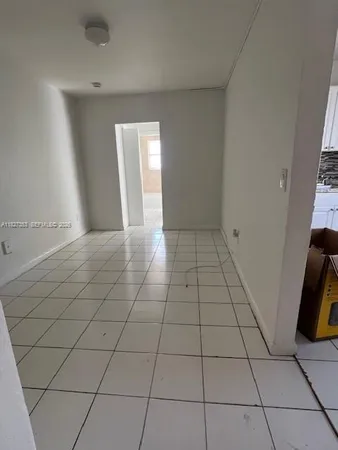 a view of a livingroom with an oven