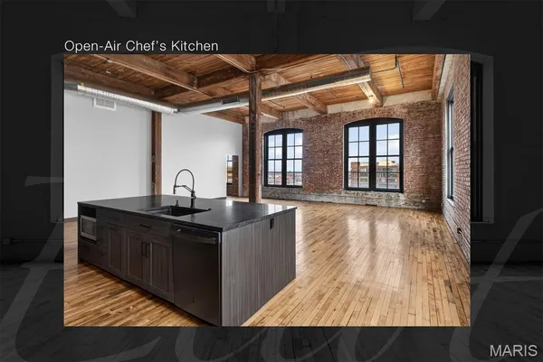 $3,950 | 2647 Locust Street, Unit 4F, St. Louis, MO 63103