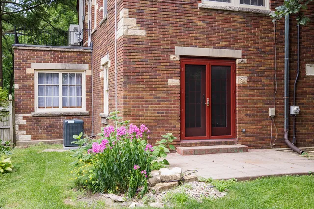 $305,000 | 1068 South Wildwood Avenue, Kankakee, IL 60901