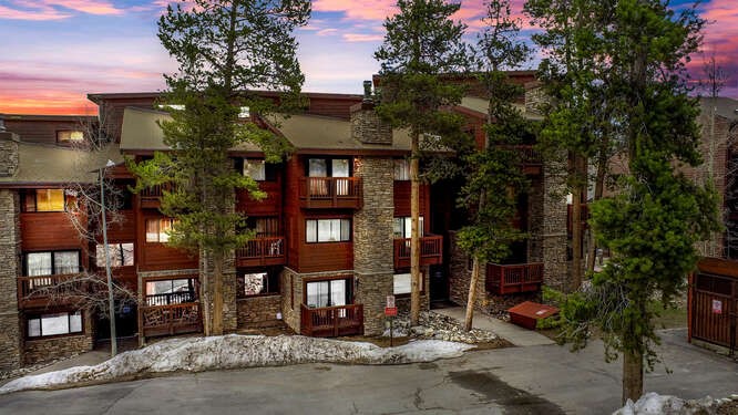 405 4 O Clock Road, Unit 15A Breckenridge, CO 80424 - Photo 37 of 50 a front view of a building with street view
