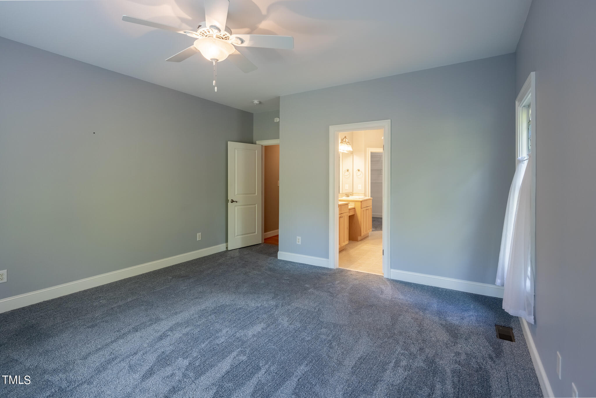 1255 Fontaine Road Roxboro, NC 27574 - Photo 15 of 48 241006 1255 Fontaine Road - 027 - Web Si