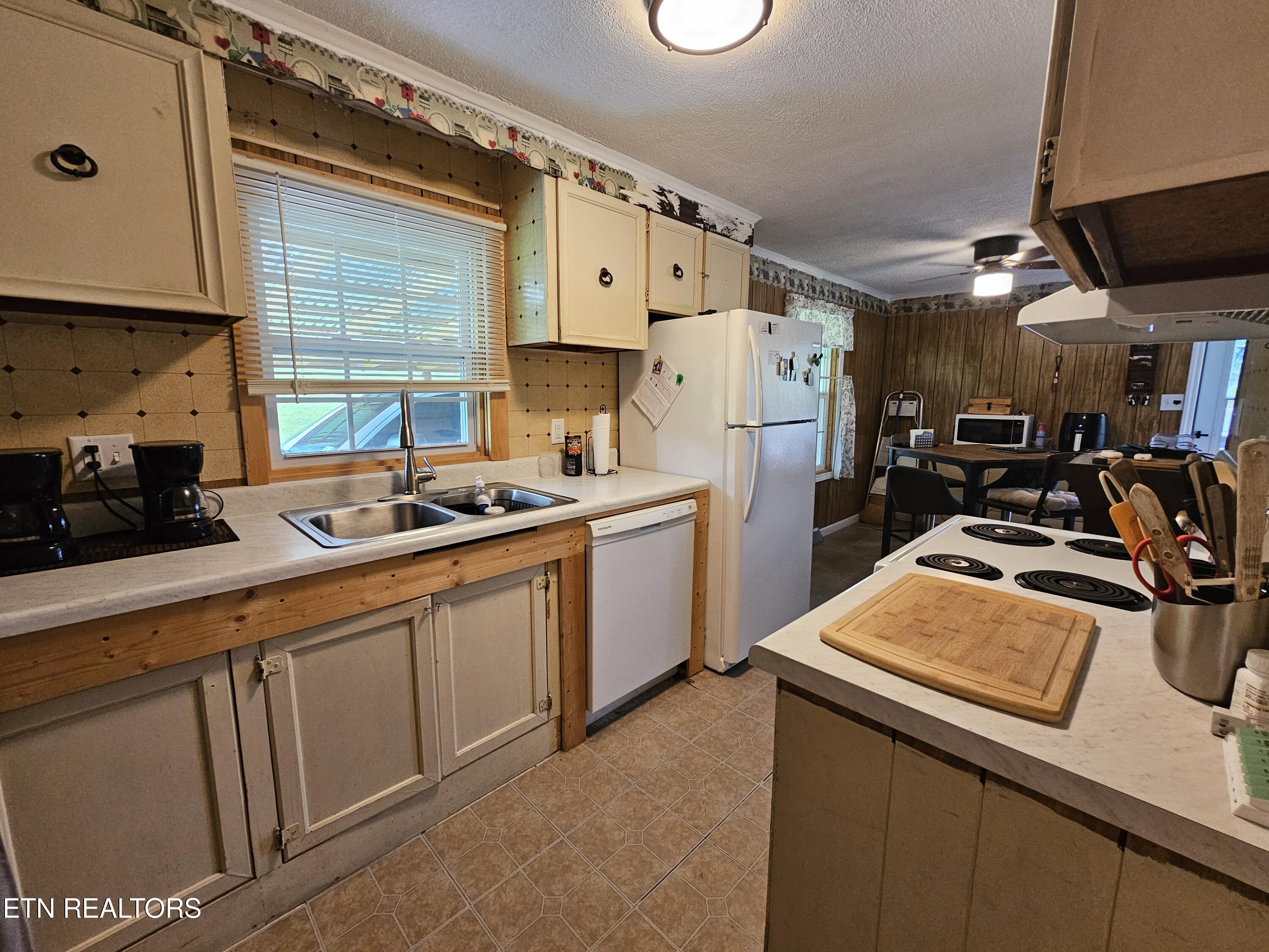 225 Reed Patch Road Jonesville, VA 24263 - Photo 15 of 28 20250805_094122