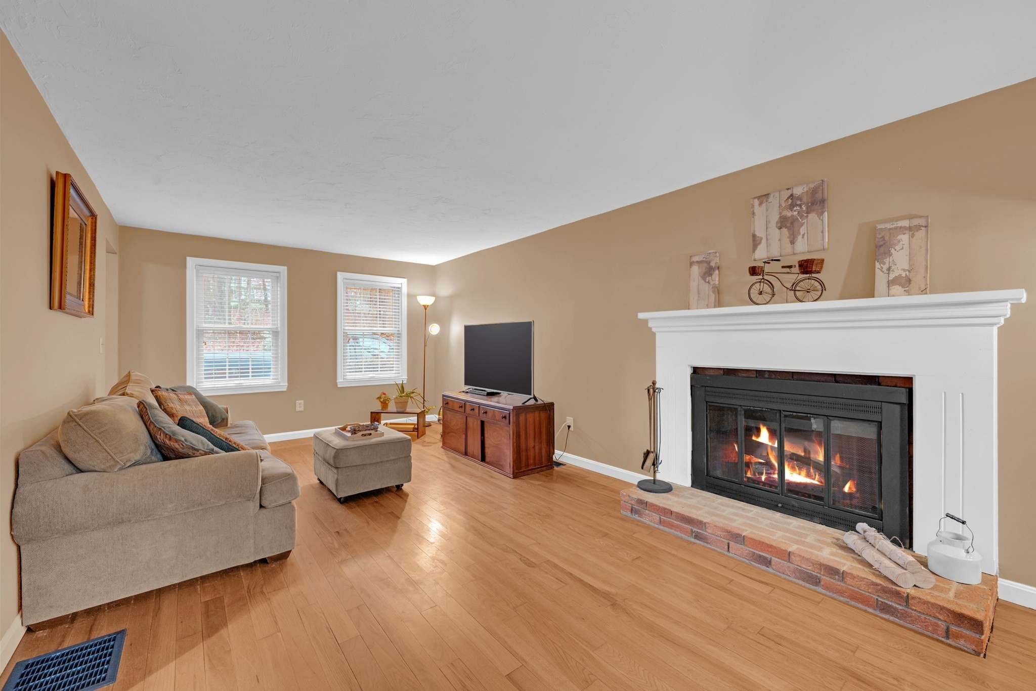 32 Sibley Road Sutton, MA 01590 - Photo 8 of 20 Gallery Image 8