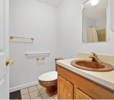 $625,000 | 62 Vinton Street, Unit 4, Melrose, MA 02176