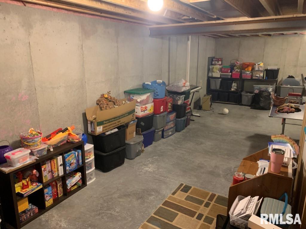 2801 Bannister Road Salem, IL 62881 - Photo 13 of 17