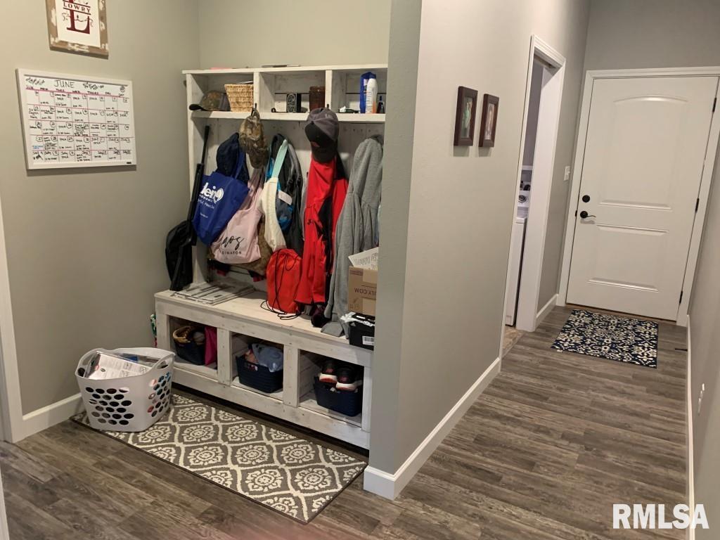 2801 Bannister Road Salem, IL 62881 - Photo 5 of 17