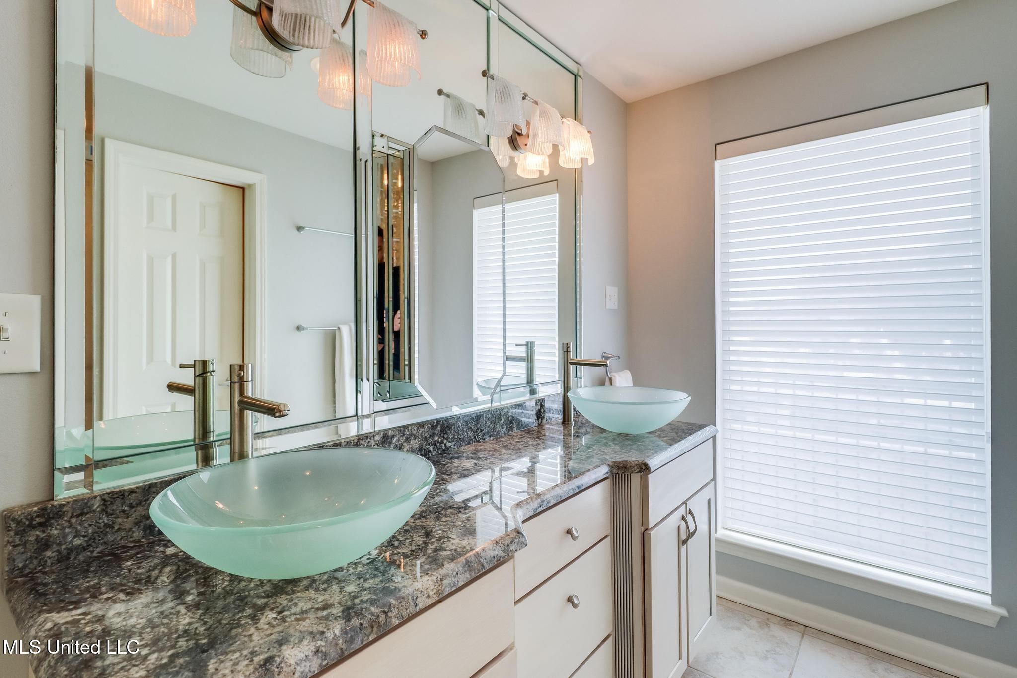 3230 Cumberland Road, Unit 201 Ocean Springs, MS 39564 - Photo 16 of 28 Photo Jan 21 2026, 2 27 38 PM (2)-Edit