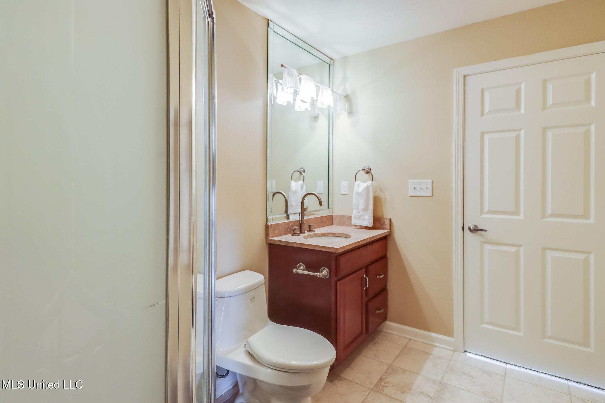 3230 Cumberland Road, Unit 201 Ocean Springs, MS 39564 - Photo 19 of 28 Photo Jan 21 2026, 2 28 28 PM-Edit