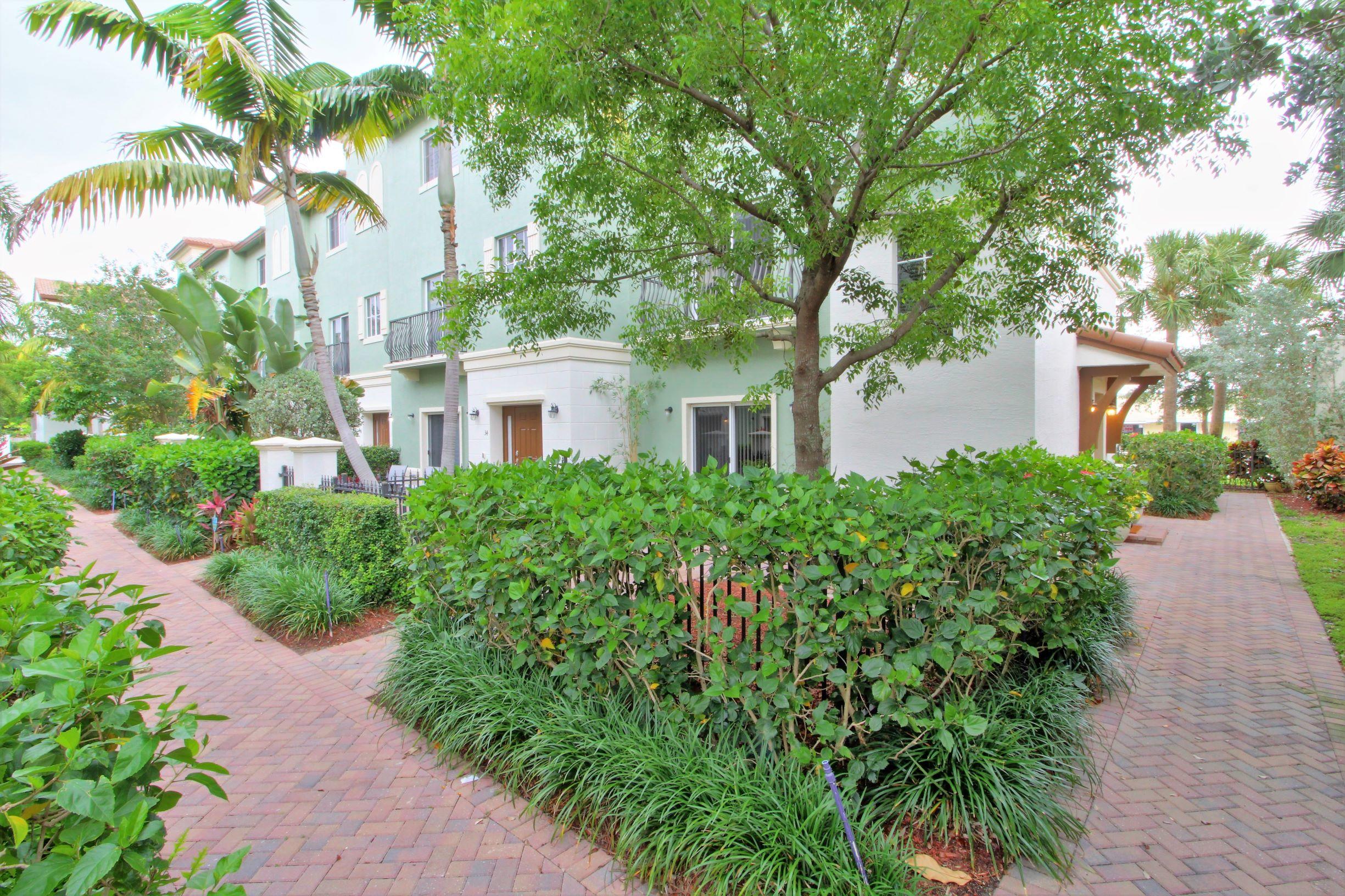 24 Northwest 7th Street Boca Raton, FL 33432 - Photo 1 of 21 IMG_8483_4_5_Enhancer (2)